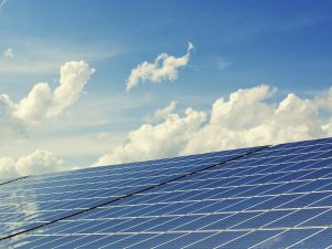 Styrk samarbejdet omkring vedvarende energi